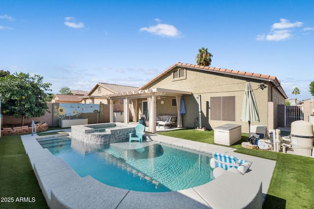 783 E DRIFTER Place, San Tan Valley, AZ 85143