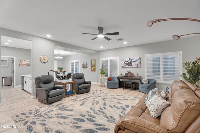 783 E DRIFTER Place, San Tan Valley, AZ 85143