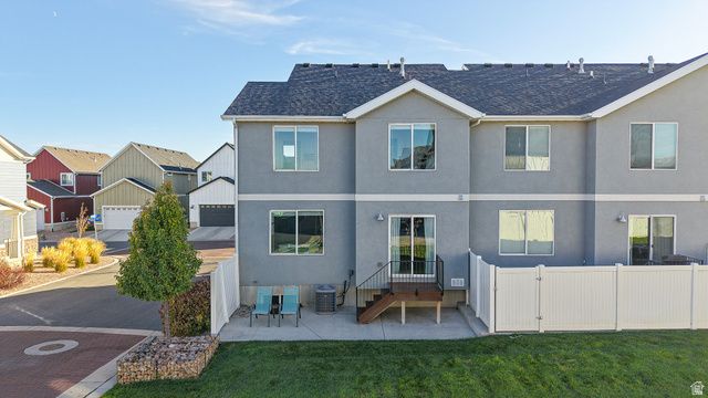 32 E HARMONY CT, Saratoga Springs, UT 84045
