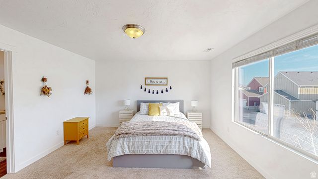 32 E HARMONY CT, Saratoga Springs, UT 84045