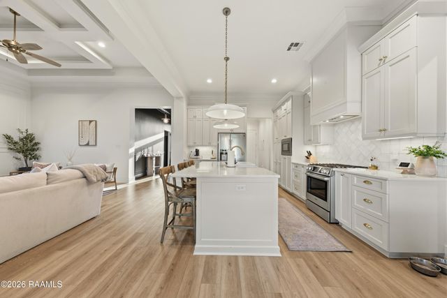 316 Sweet Harvest Road, Youngsville, LA 70592