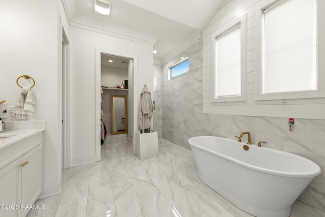 316 Sweet Harvest Road, Youngsville, LA 70592