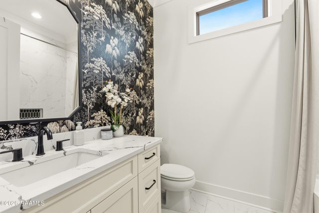 316 Sweet Harvest Road, Youngsville, LA 70592