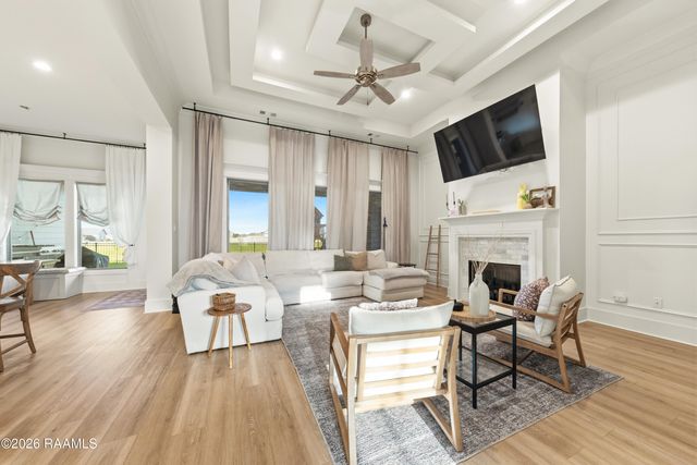 316 Sweet Harvest Road, Youngsville, LA 70592