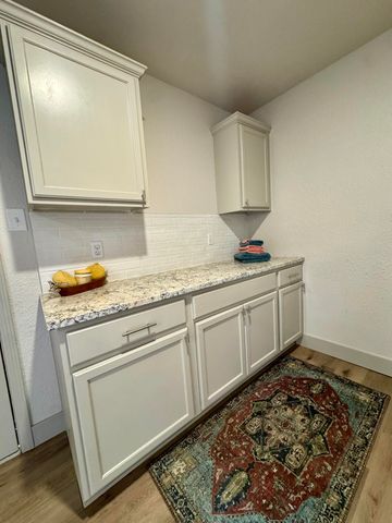 3102 Aberdeen Avenue, Lubbock, TX 79407