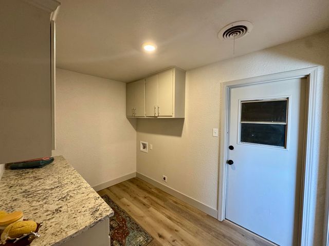 3102 Aberdeen Avenue, Lubbock, TX 79407