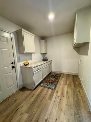 3102 Aberdeen Avenue, Lubbock, TX 79407