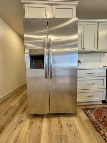 3102 Aberdeen Avenue, Lubbock, TX 79407