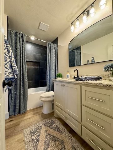 3102 Aberdeen Avenue, Lubbock, TX 79407