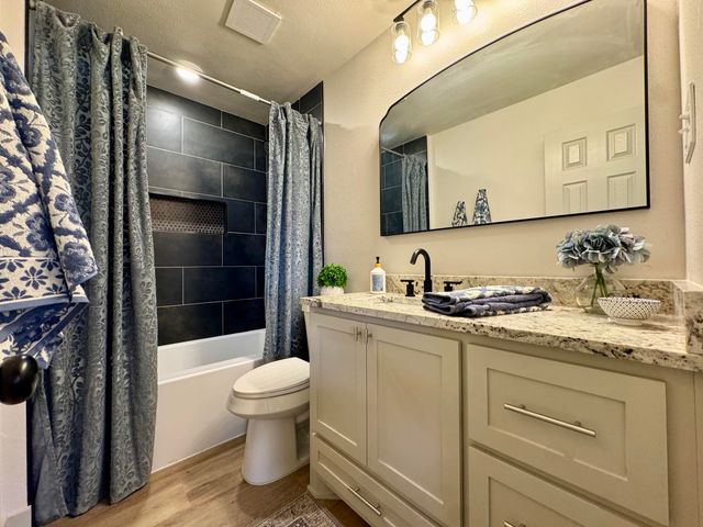 3102 Aberdeen Avenue, Lubbock, TX 79407