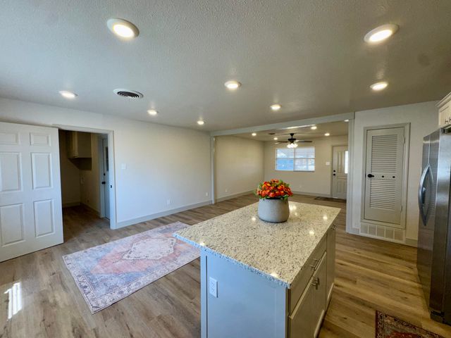 3102 Aberdeen Avenue, Lubbock, TX 79407