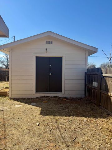 3102 Aberdeen Avenue, Lubbock, TX 79407