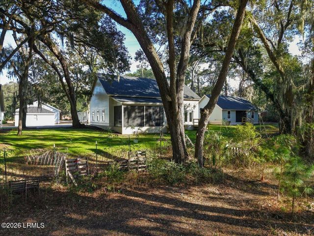 2021 Lafayette Street, Beaufort, SC 29902