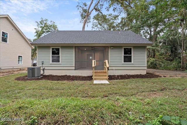 2021 Lafayette Street, Beaufort, SC 29902