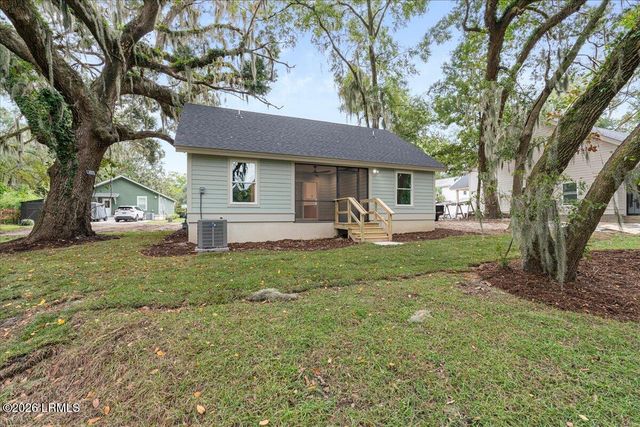 2021 Lafayette Street, Beaufort, SC 29902
