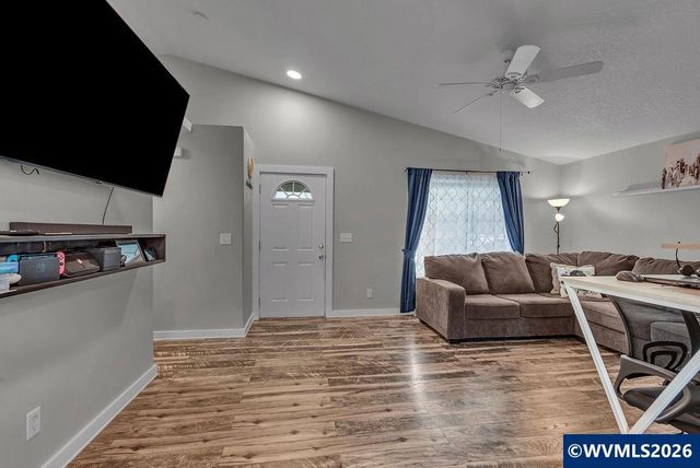 931 Kailua St SE, Salem, OR 97317
