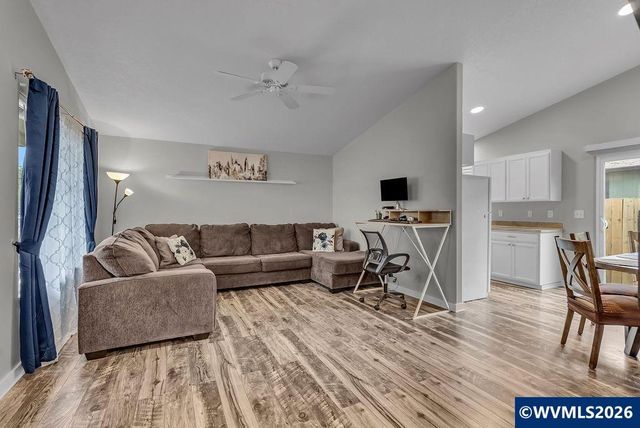 931 Kailua St SE, Salem, OR 97317