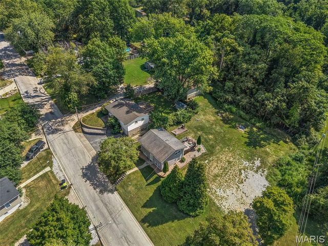 316 Locust Street, Edwardsville, IL 62025