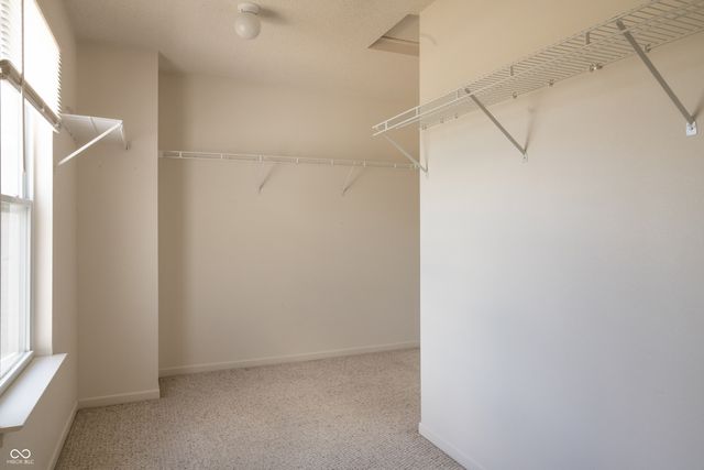 2154 Summer Breeze Way, Greenwood, IN 46143