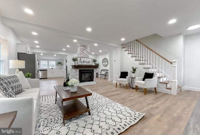 8285 VERNE PL, Welcome, MD 20693