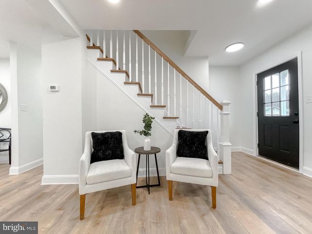 8285 VERNE PL, Welcome, MD 20693