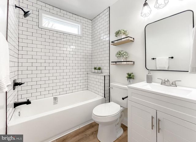 8285 VERNE PL, Welcome, MD 20693