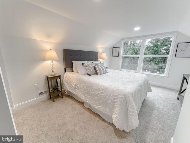 8285 VERNE PL, Welcome, MD 20693