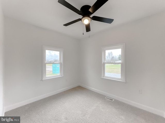 8285 VERNE PL, Welcome, MD 20693