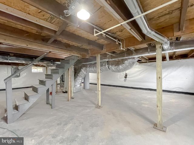 8285 VERNE PL, Welcome, MD 20693