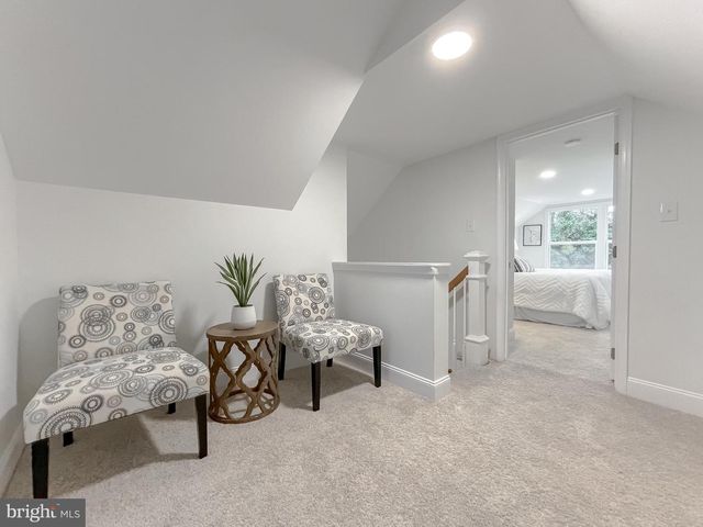 8285 VERNE PL, Welcome, MD 20693