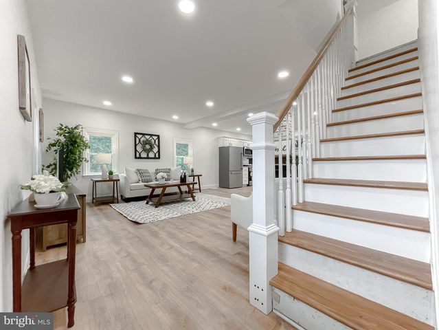 8285 VERNE PL, Welcome, MD 20693