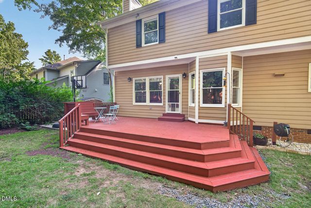 123 Tremont Circle, Chapel Hill, NC 27516