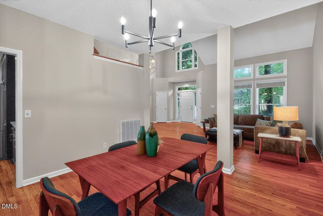 123 Tremont Circle, Chapel Hill, NC 27516