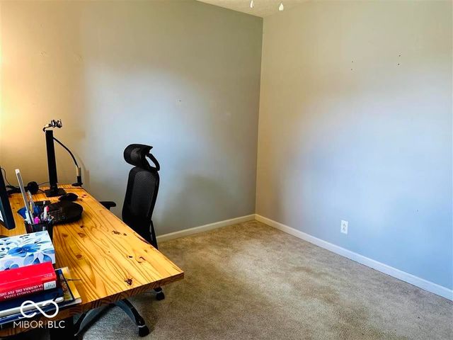 7673 Lippincott Way, Indianapolis, IN 46268