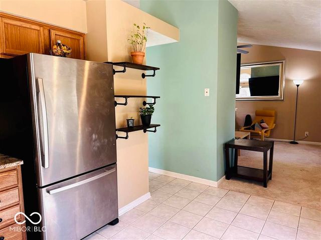 7673 Lippincott Way, Indianapolis, IN 46268