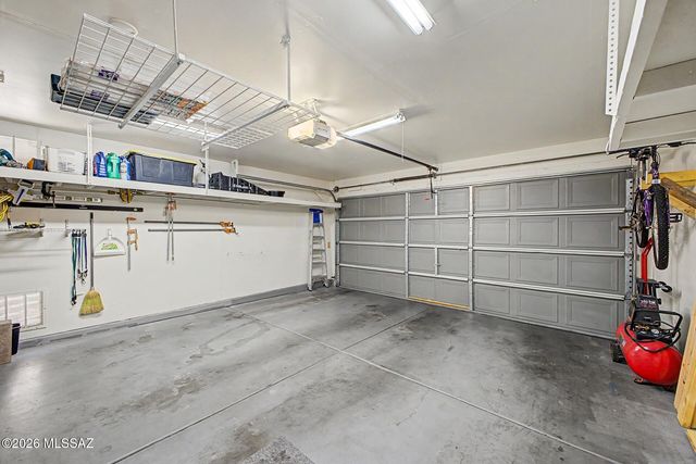 13211 N Lost Artifact Lane, Oro Valley, AZ 85755