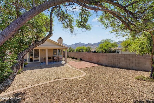 13211 N Lost Artifact Lane, Oro Valley, AZ 85755