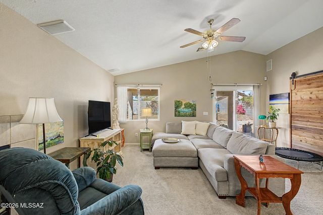 13211 N Lost Artifact Lane, Oro Valley, AZ 85755