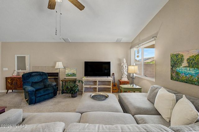 13211 N Lost Artifact Lane, Oro Valley, AZ 85755