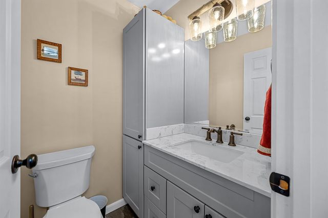 97 Sterling Ridge Rd 19, Warren, VT 05674