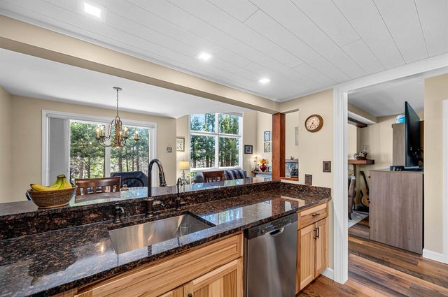 97 Sterling Ridge Rd 19, Warren, VT 05674