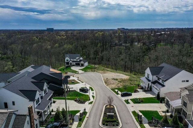 41 Floral Avenue, Fort Mitchell, KY 41017