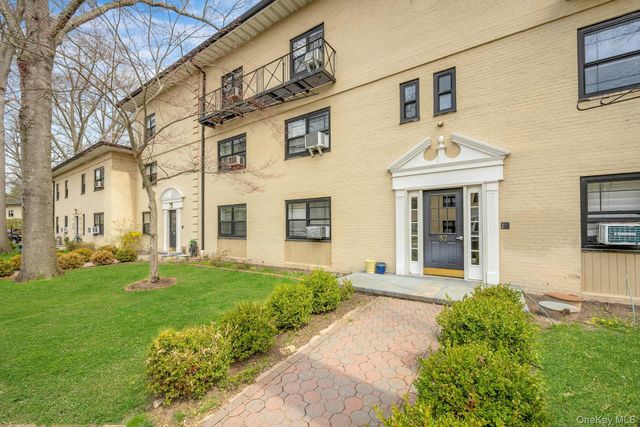 57 Manchester Road B-24, Eastchester, NY 10709