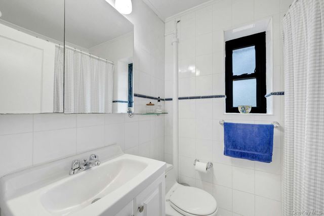 57 Manchester Road B-24, Eastchester, NY 10709