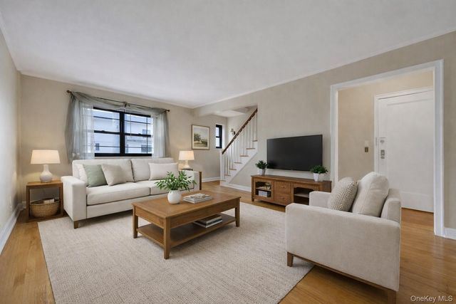 57 Manchester Road B-24, Eastchester, NY 10709