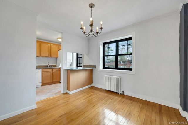 57 Manchester Road B-24, Eastchester, NY 10709