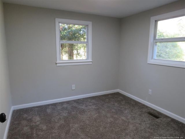 1613 Halsey Loop, Hope Mills, NC 28348