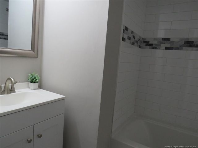 1613 Halsey Loop, Hope Mills, NC 28348