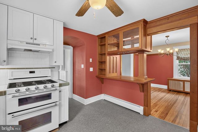 37 S CONSTITUTION AVE, New Freedom, PA 17349