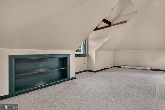 37 S CONSTITUTION AVE, New Freedom, PA 17349